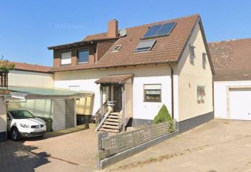 EFH mit Garten und Carport