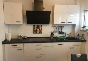 3-Zimmer-Wohnung mit Balkon und Einbauküche