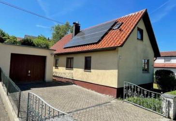 PROVISIONSFREI- Einfamilienhaus in ruhiger Lage mit idyllischem Garten & Wintergarten