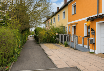 Umfangreich modernisiertes 6-Zimmer-Reihenhaus mit PV-Speicher, Garten und Garage