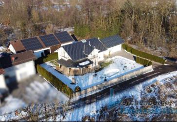 Einfamilienhaus mit Pool und Stadl Nähe Plattling