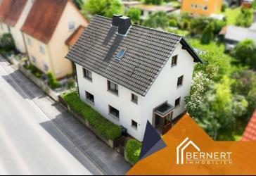 Perfektes Zuhause für Familien - viel Platz, Garten & Kachelofen