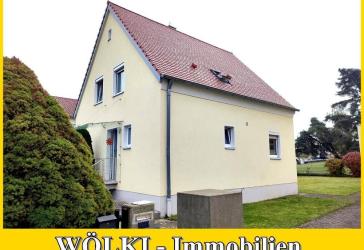 *** wohnen in Neumarkt - gemütliche - Erdgeschoss - Wohnung mit Gartenanteil & Einbauküche! ***
