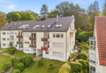 ++ Großzügiges Wohnidyll mit Balkon und herrlichem Fernblick ++