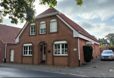 Gepflegtes Zweifamilienhaus in zentraler Lage von Veldhausen