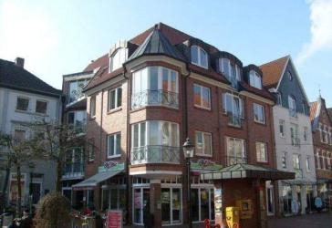 Wohnen am Pulsschlag der Stadt - Mal eine wirklich exklusive 3-Zi.-Wohnung im Herzen der Altstadt
