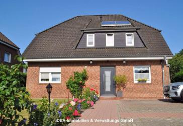 Einfamilienhaus mit separater Einliegerwohnung in Negast bei Stralsund zu verkaufen!