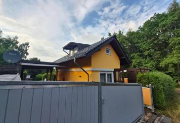 Modernes Einfamilienhaus von 2015 Idyllisches Wohnen in Waltershausen OT Winterstein