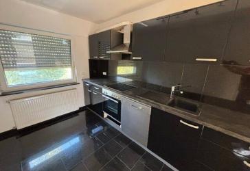 WG Zimmer in Top Lage von Gießen in luxuriös sanierter Wohnung mit begehbarem Kleiderschrank