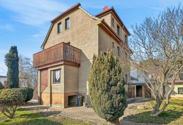 Ein Mehrfamilienhaus mit mehreren Möglichkeiten in Saalfeld