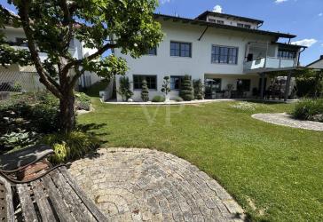 Traumhaus mit Traumblick und Platz für 2 Familien