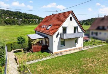 Wohnen zwischen Natur und Stadt - Einfamilienhaus mit Einliegerwohnung in Blaustein/Arnegg