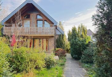 Großzügiges Einfamilienhaus auf privatem Grundstück (Teilverkauf des Grundstückes möglich)