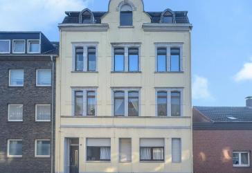 Mehrfamilienhaus mit 7 WE ca.442m² und 2 Garagen in Oberhausen KAPITALANLAGE -Nettorendite 10,06 %-