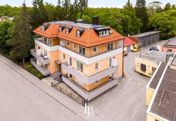 Bezugsfrei & frisch renoviert | Helle 3-Zimmer-Wohnung mit großem Balkon in Unterhaching