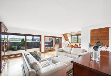 Provisionsfrei - Helle Endetagenwohnung mit Weitblick am Fuße des Schwarzwaldes