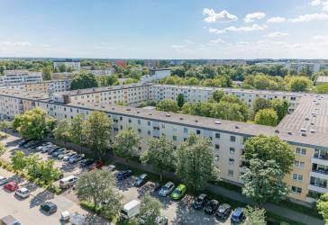 3 Zimmer mit Westloggia zum renovieren / KAUF GEGEN GEBOT
