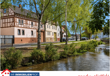 Fachwerk-Traum in Heuchelheim: Modernes Wohnen inkl. Pool, Werkstatt und Ausbaupotenzial