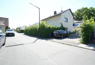 Charmante Villa aus den 60er Jahren mit großem Garten - ein Haus für Generationen am Rathsberg