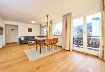 Hochwertige Obergeschosswohnung mit Studio in zentraler Lage