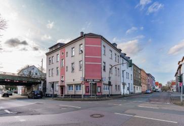 Attraktives Mehrfamilienhaus mit 10 Wohneinheiten - solide Kapitalanlage mit Entwicklungspotenzial
