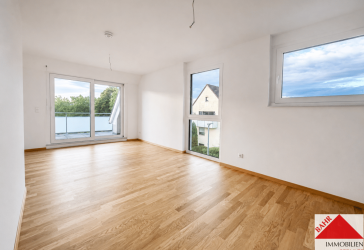 Helle, neuwertige Maisonette-Wohnung mit Weitblick!