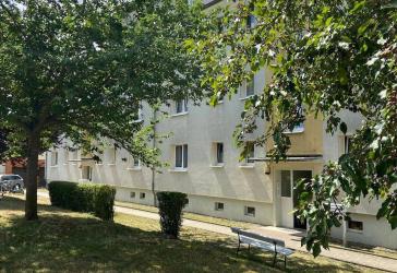 Ruhig gelegenes, frisch saniertes Zuhause im Grünen