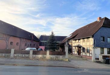 Einzigartiger Resthof mit vielseitigem Nutzungspotenzial - Wohnen - Arbeiten - Vermieten - Gestalten