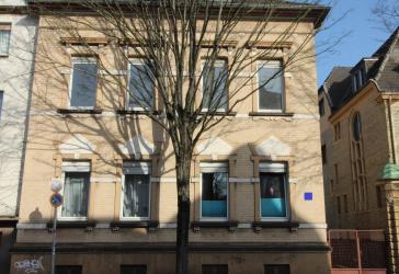 GESCHICHTSTRÄCHTIGES, IMPOSANTES MFH | VORTEILHAFT PLATZIERT | WIT-ZENTRUM
