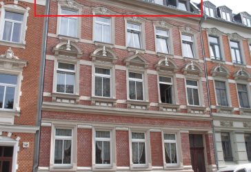 moderne 4 Raum Dachgeschosswohnung in Zentrumsnähe