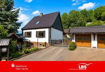 Charmantes Einfamilienhaus & Nebengelass
