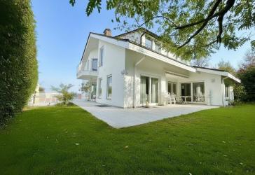 Vorschaubild Villa