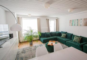 Geräumige 3-Zimmer Wohnung mit Terrasse und Garten
