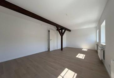Schöne 3-Raum Dachgeschosswohnung mit zwei Keller und einem Stellplätzen im Herzen von Eberswalde