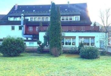 Eventlocation - großer Saal - Außenbereich - Wohnung