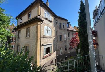 Große Stadtwohnung in Halbhöhenlage Stuttgart-Ost