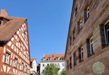 ** Fürth at it`s BEST * historisches Ambiente * ca. 106 qm * 5 Zi * Kapitalanlage in bester LAGE **