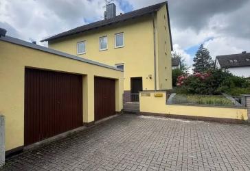 4-Zimmer-Wohnung mit großem Garten