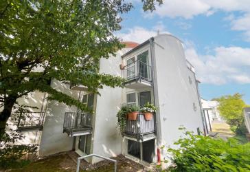 Gut vermietetes Appartement in Mainz-Bretzenheim mit Dachterrasse, Balkon, Einbauküche & Stellplatz