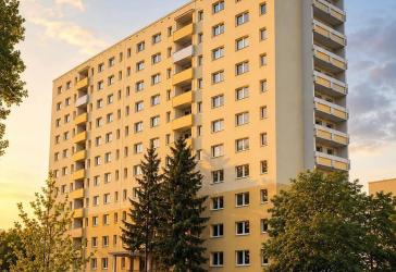 Ab Mai 2027- 140 m² Wohnung in kernsaniertem Wohnhaus - ideal für Familien, Paare oder Wohngemeinschaften