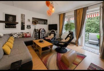 Großes 27 m2 Zimmer mit privatem Balkon