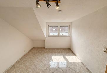 4-ZI. DG-WOHNUNG