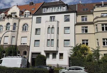 Altbauflair in Klettenberg mit Stellplatz