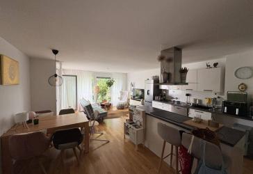 Stilvolles Penthouse mit großem Balkon und hochwertiger Ausstattung