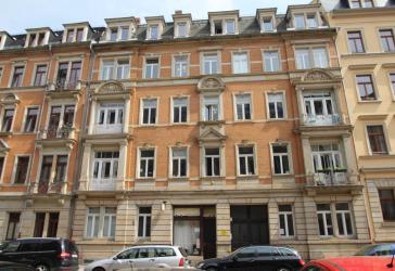 Johannstadt, Nähe Medak, Schöne 4-Raum-Wohnung mit Dielenfußboden und Balkon
