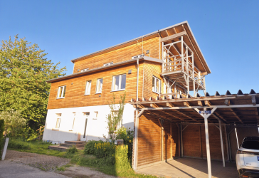 Energieeffizientes Wohn- und Bürohaus mit 3 Einheiten, PV-Speicher und Gewerbenutzung mit Steuerersparnis bei Teilnießbrauch 1 Wo 70 qm von 10 Jahren