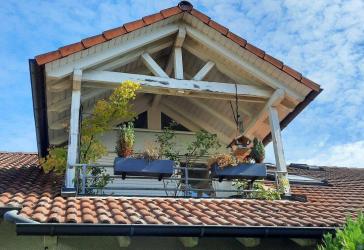 Im grünen und unverbaubaren Lage, mit gehobener Innenausstattung mit Balkon und EBK in Talheim