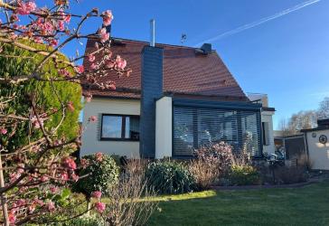 Wohnen mit Wellnessfaktor - Exklusives Einfamilienhaus in Riesa mit Sauna, Jacuzzi & Wintergarten!