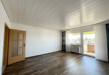 Sofort verfügbar: Helle 3,5-Zimmer-Wohnung mit Balkon in Ingolstadt. Ideal für Ihr neues Zuhause!
