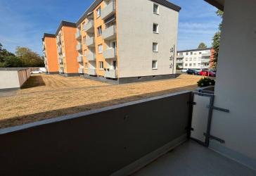 Perfekt für die kleine Familie! Helle 3-Zimmer Wohnung mit Balkon